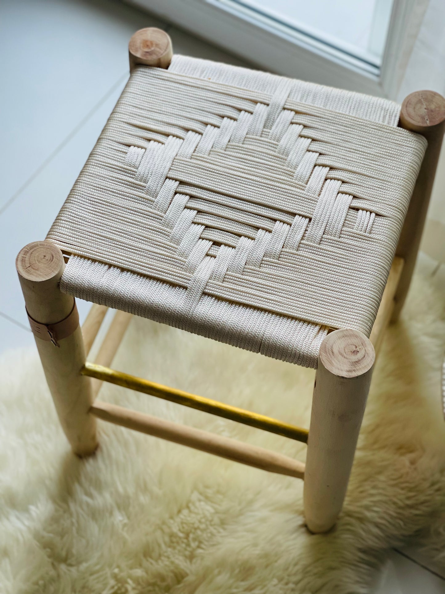 NATURAL WOVEN STOOL - LARGE