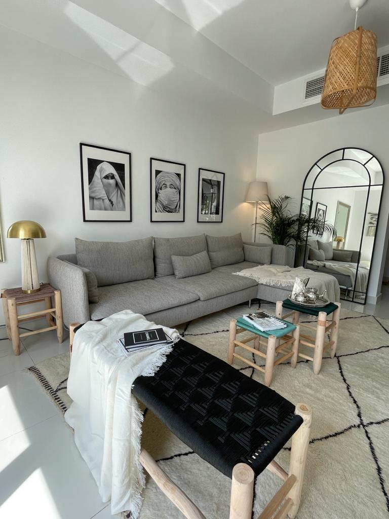 RUGS