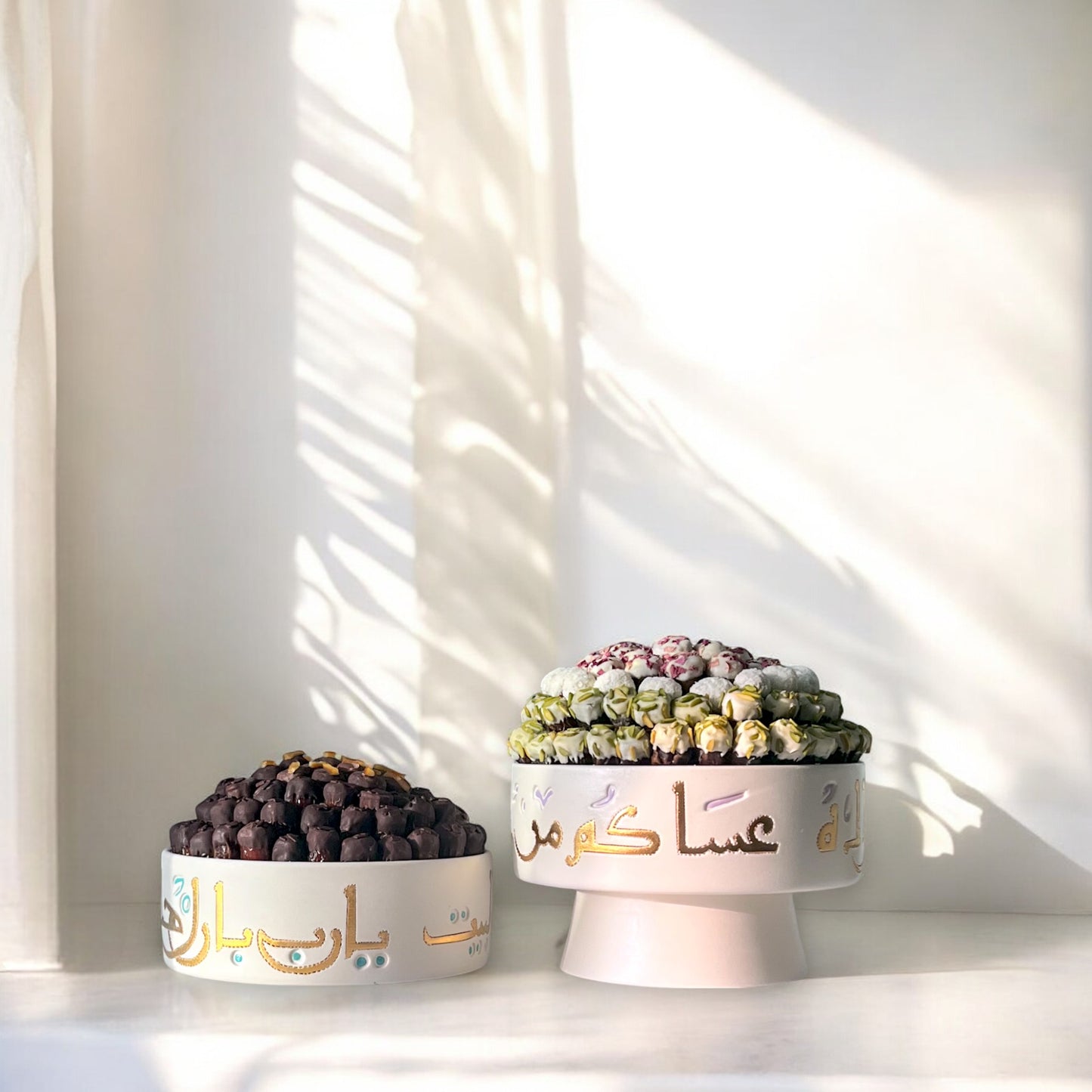 DECORATIVE STAND - 12K GOLD