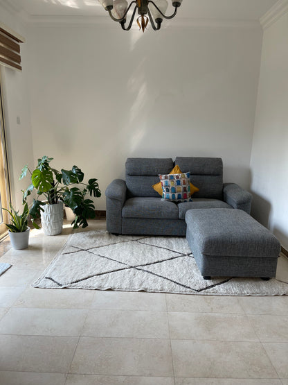 RUGS