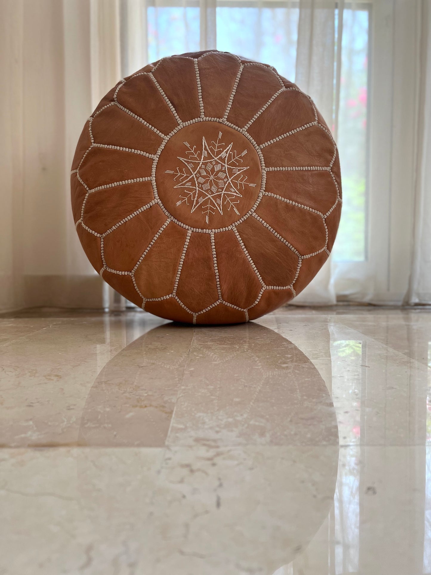 LEATHER POUF