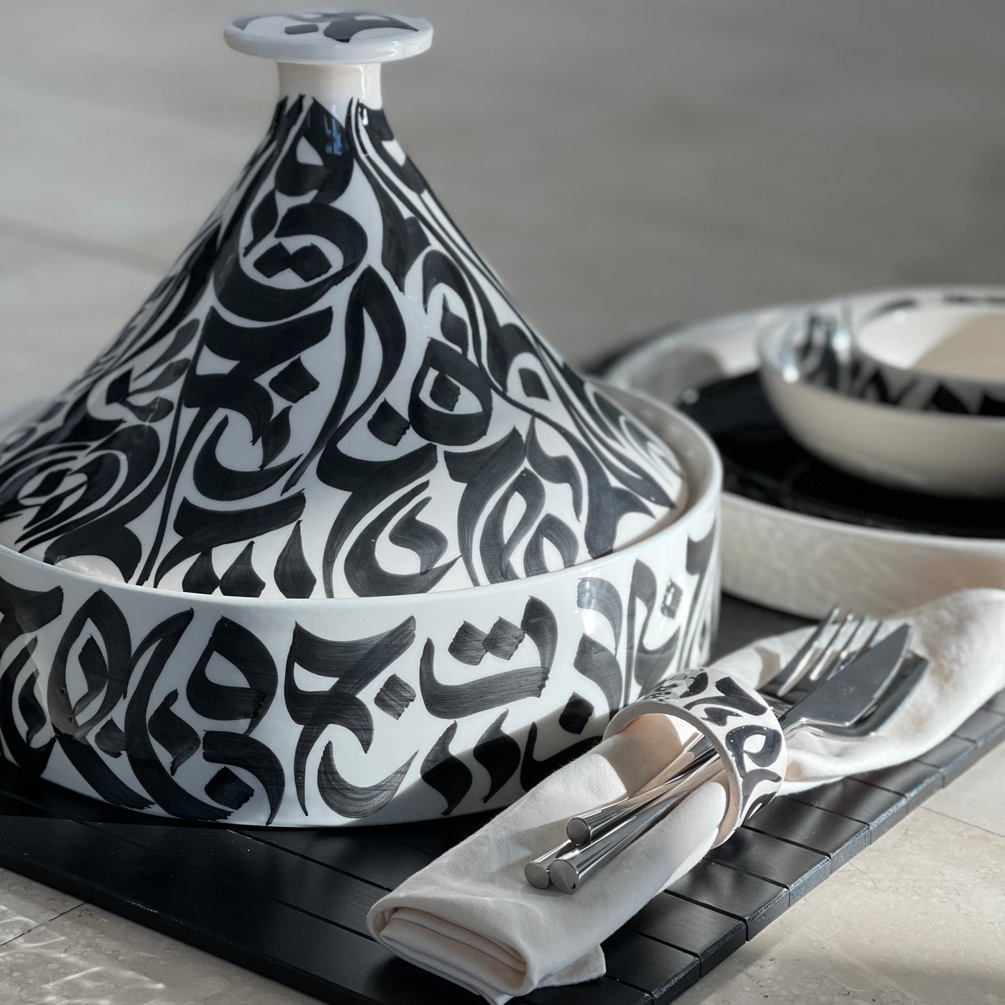 طاجين الخط العربي