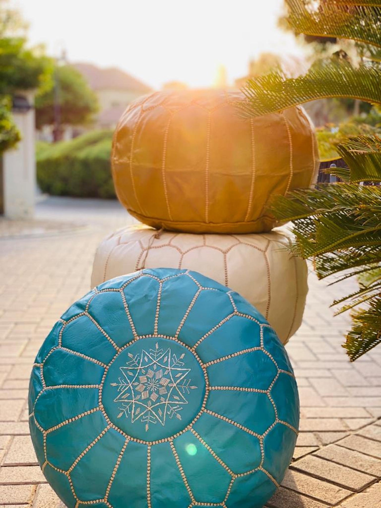 MOROCCAN LEATHER POUF - Tadd-art