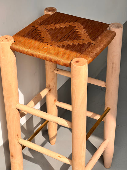 NATURAL WOVEN STOOL - LARGE